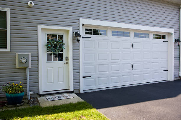 24/7 Emergency Garage Door Panel Replacement experts in Miles City, MT